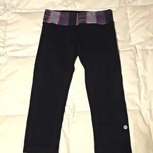 Lululemon Sz 6 Cropped Leggings. 21" Inseam